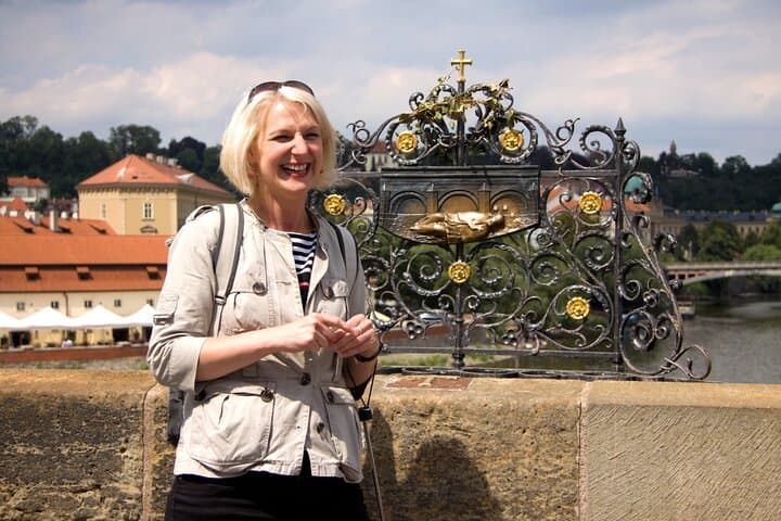 Best of Prague Guided Tour and Cruise with Authentic Czech Lunch image 5