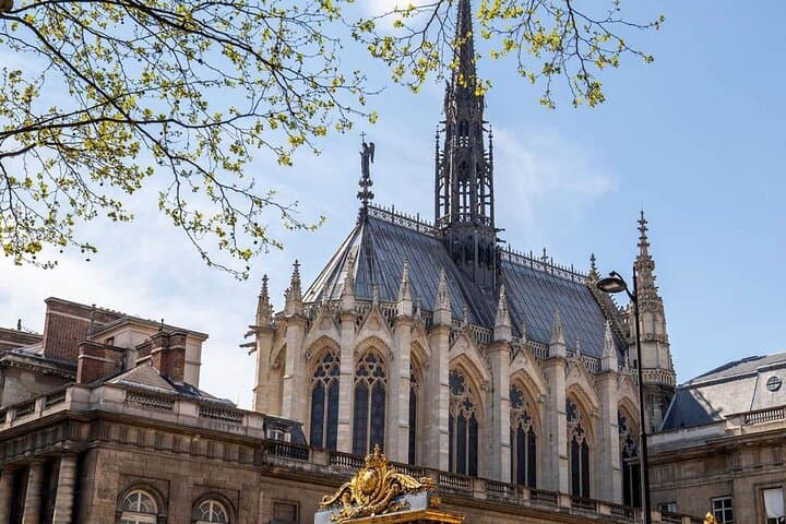 Sainte-Chapelle & Conciergerie Entry Tour image 2