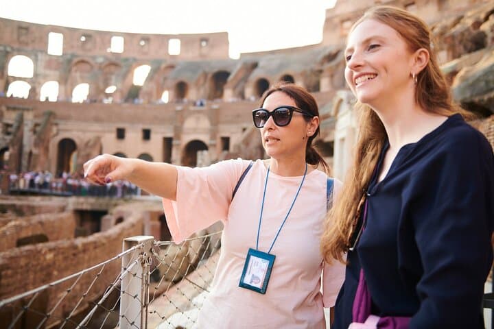 Colosseum, Roman Forum and Palatine Hill Private tour image 4