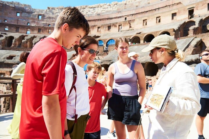 Colosseum, Roman Forum and Palatine Hill Private tour image 5